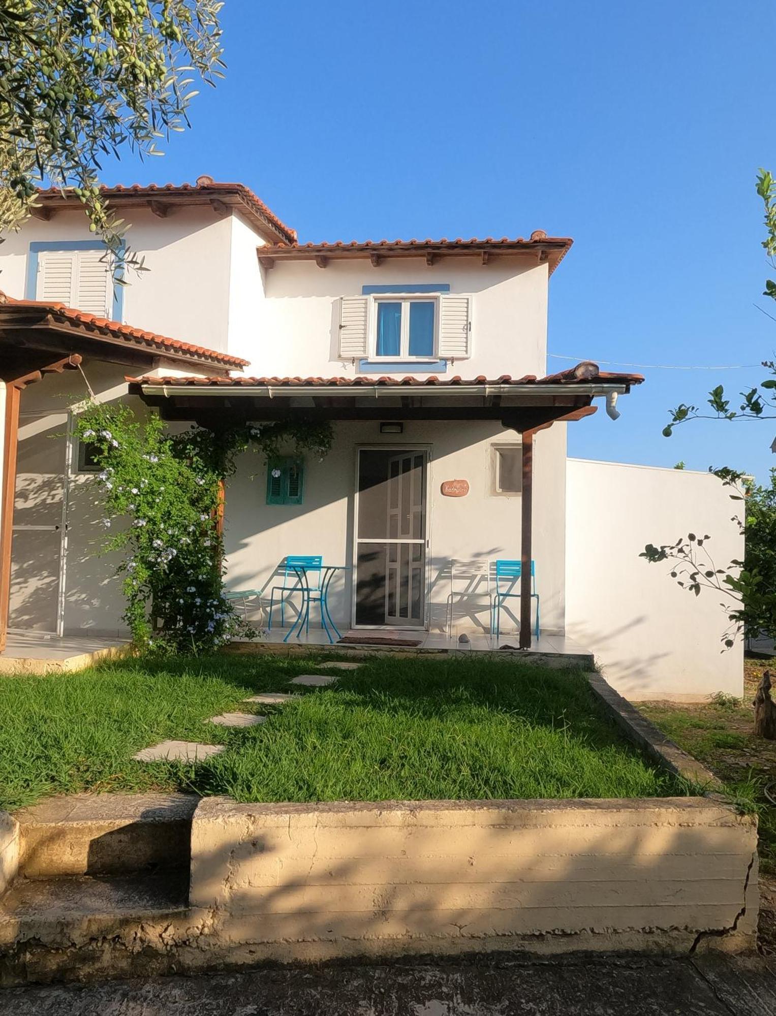 Вілла Spiti Ostria Егіо Екстер'єр фото